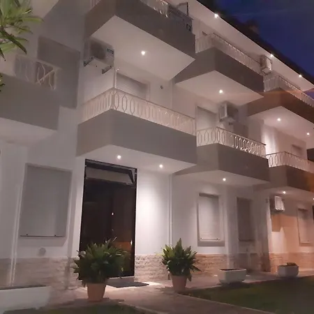 度假居 Palazzina Del Sole 索托马里纳